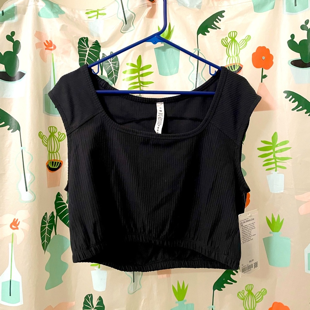 NWT Lululemon cap sleeve crop top
